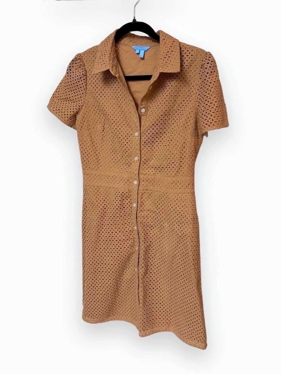 Draper James Dresses & Skirts - Draper James Eyelet ShirtDress in Tan Size 4